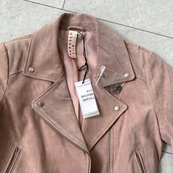 Women's Pink Suede Jacket - Picture 3 of 6